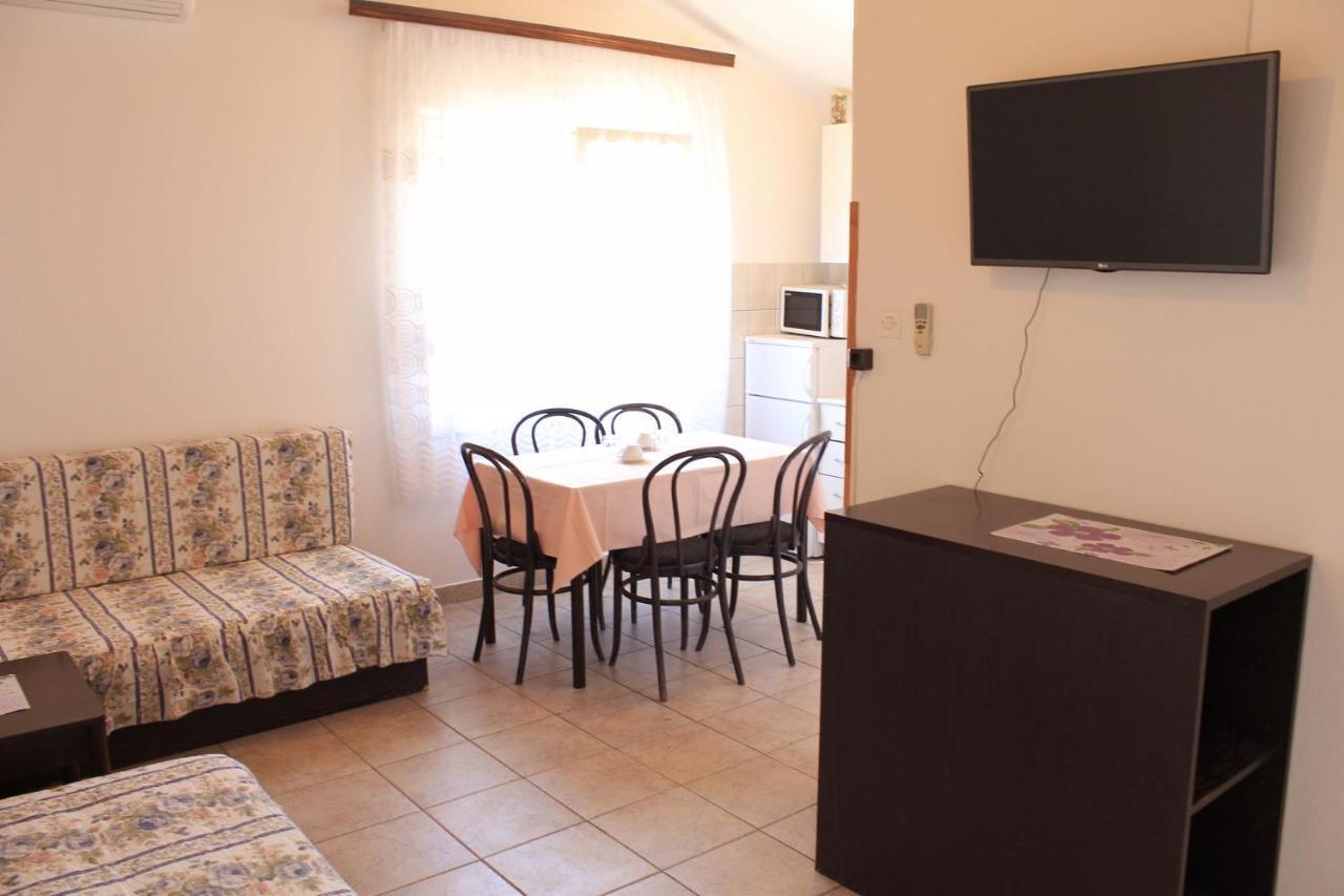 Apartments And Rooms Jagoda - Comfy And Cozy Zadar Buitenkant foto